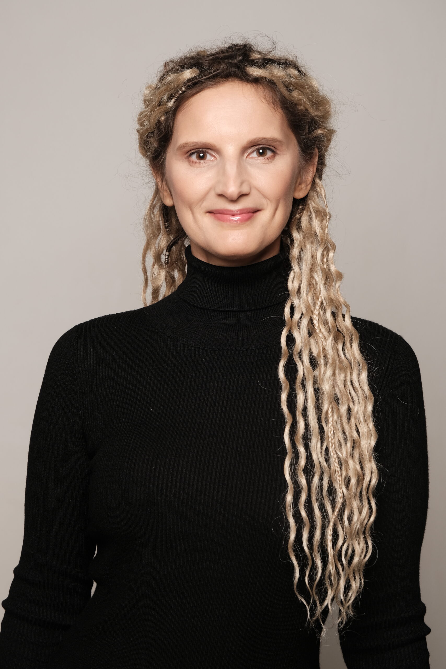 Юн Елена